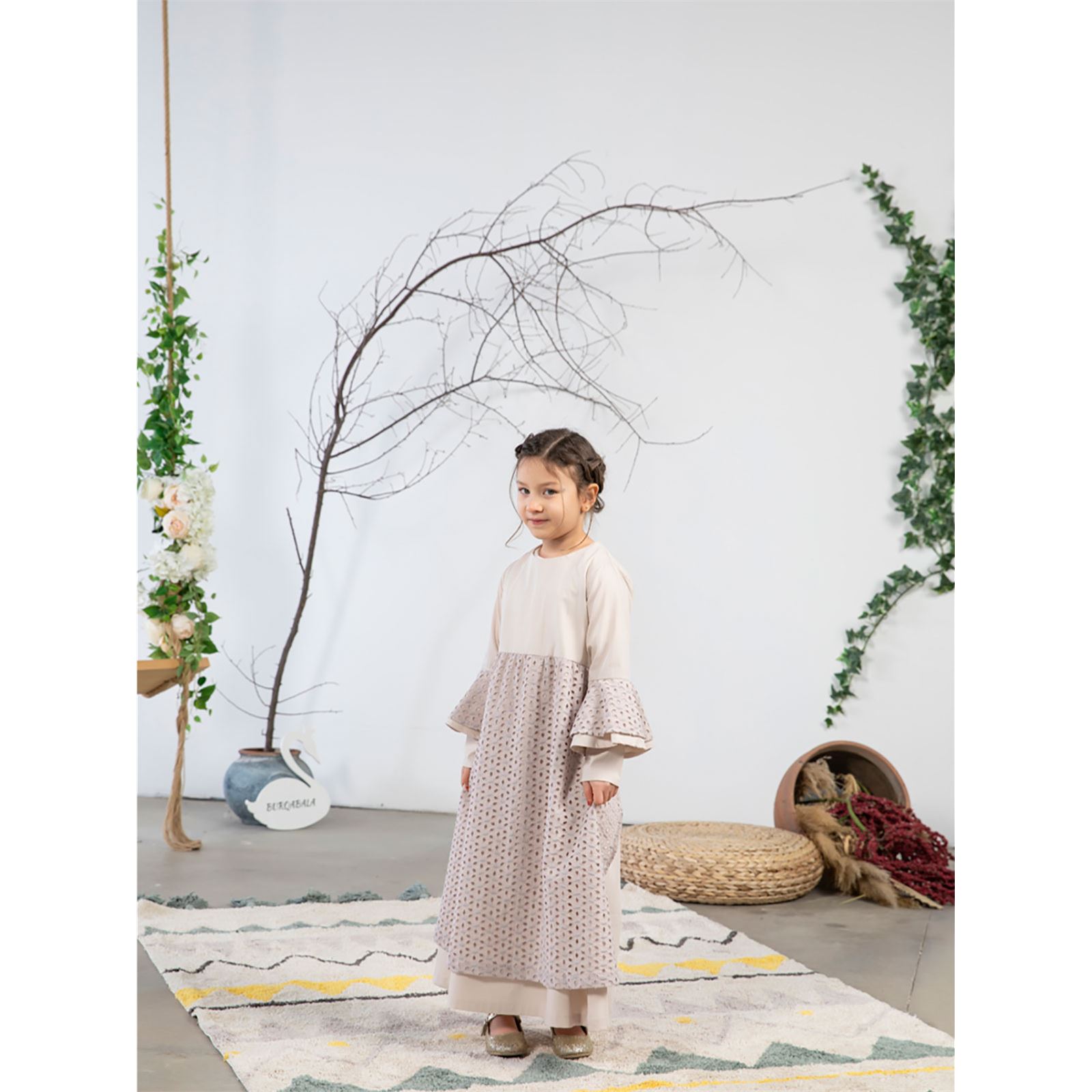 Burqa Bala Kız Çocuk Sultan Elbise 6-12 Yaş  Bej