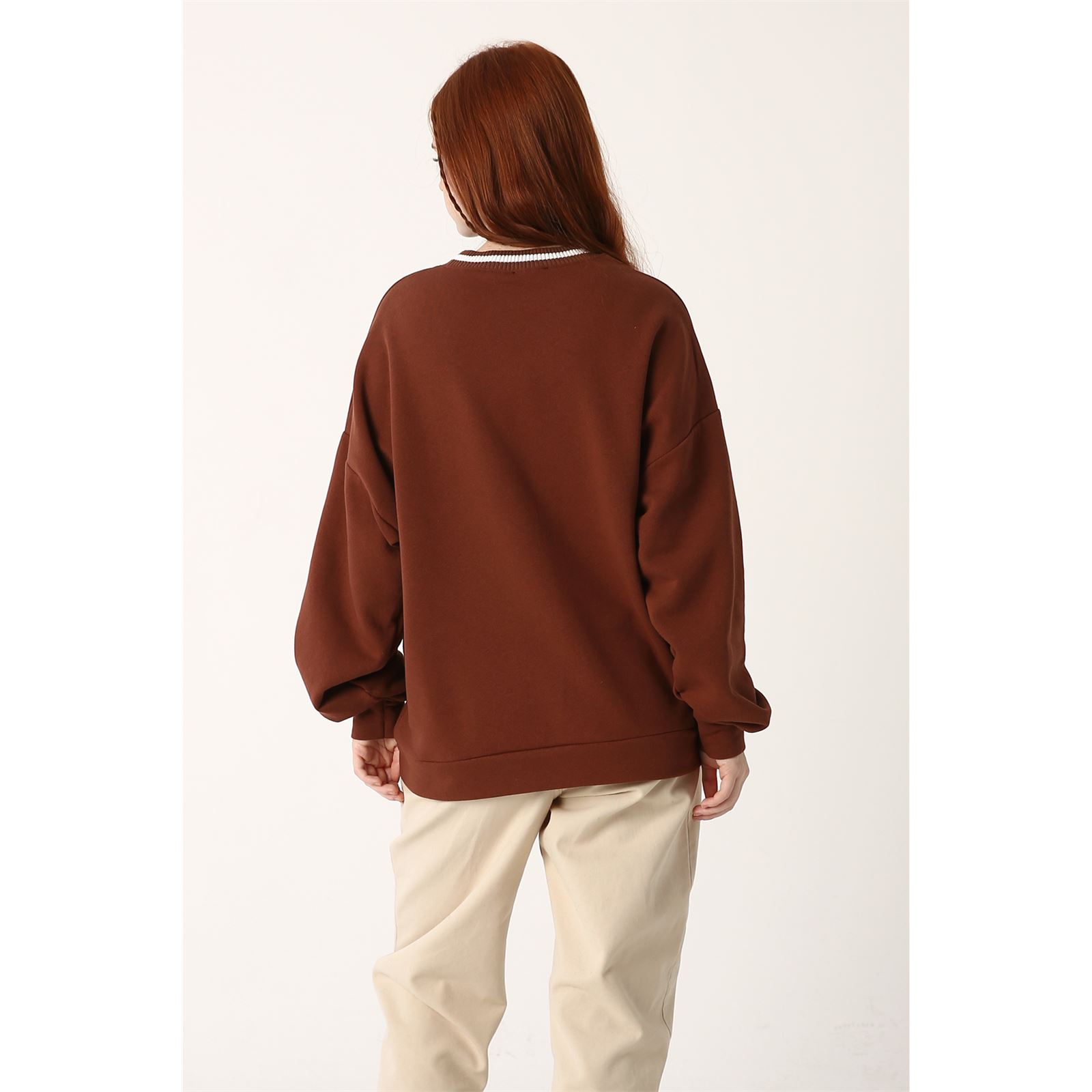  Kahverengi Şardonlu Yakası Ve Kolları Ribanalı Pasadena Nakışlı Sweatshirt