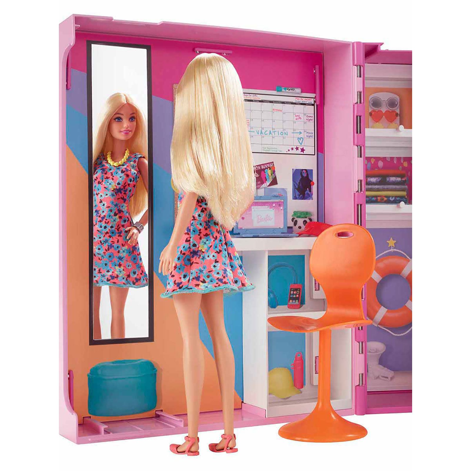 Barbie ve Yeni Rüya Dolabı Oyun Seti Pembe