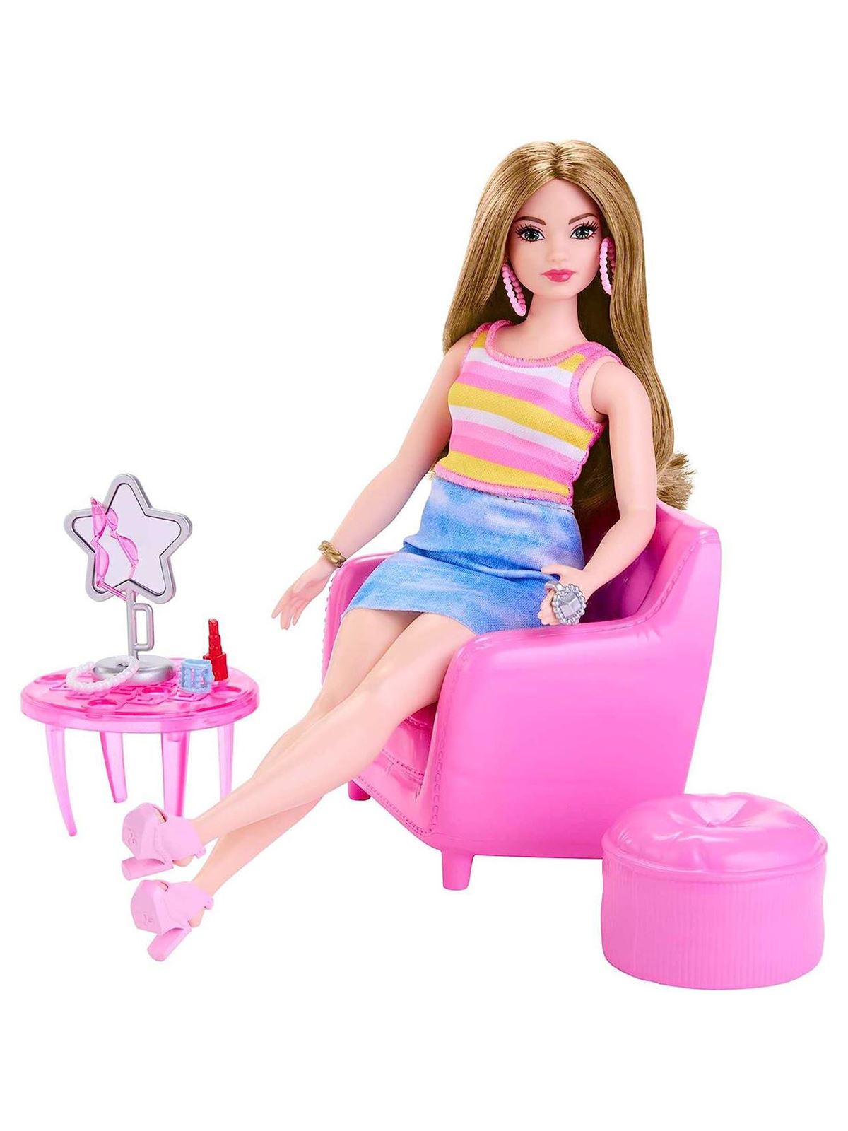 Barbie'nin Kıyafet Ve Aksesuar Askısı Oyun Seti Pembe