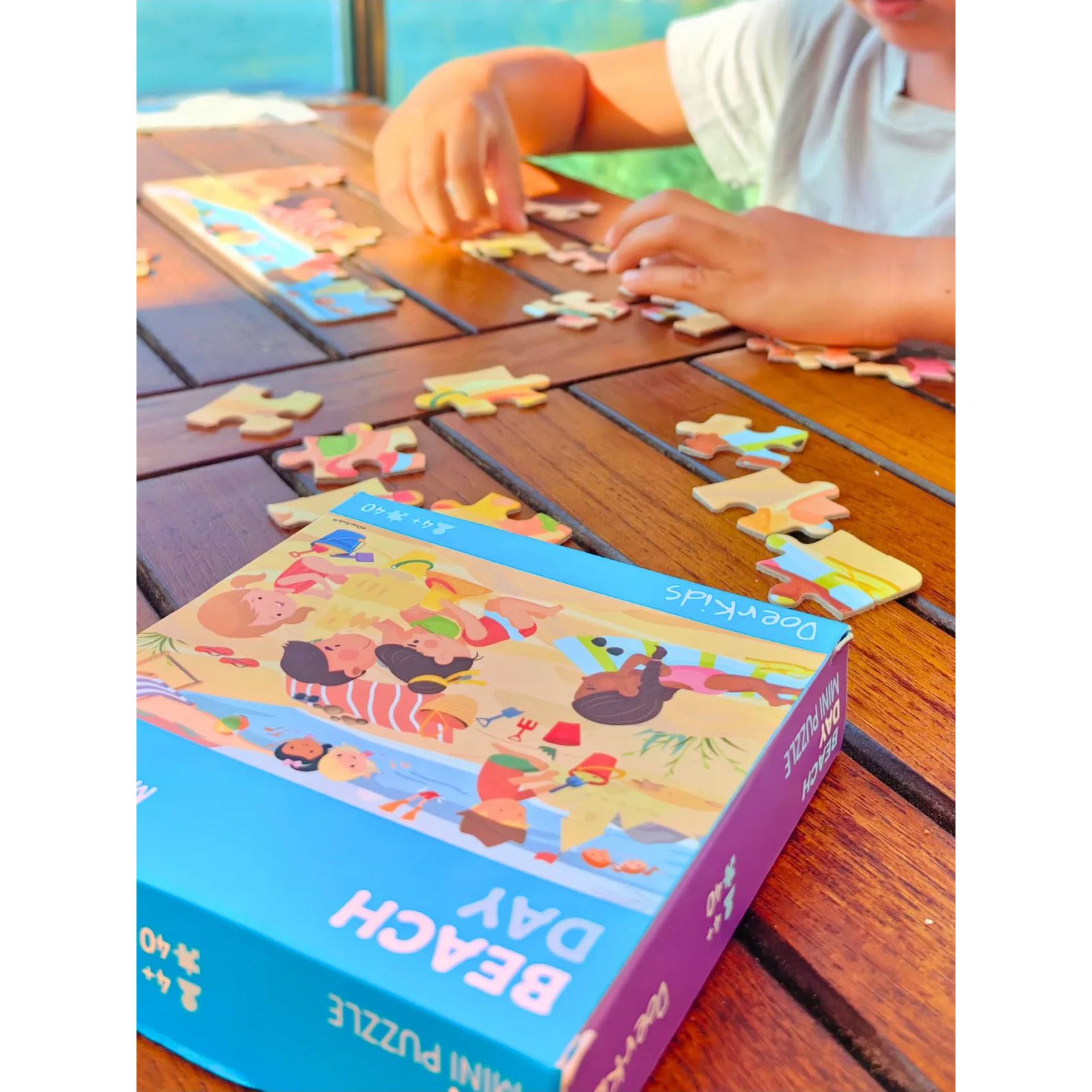 Doer Kids Çocuklar Kumsalda Mini Puzzle 40 Parça Renkli